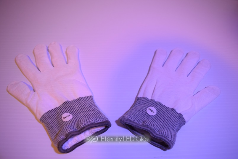 thumbnail image 2 of DreamsEden LED Light Up Gloves & Beanie Set - Flashing Rave Party Gear For Teens & Adults 2 of 9