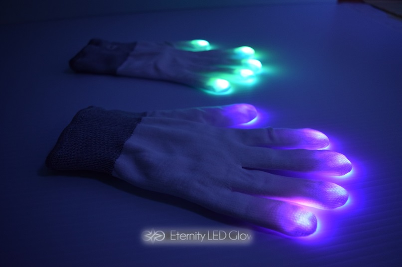 thumbnail image 2 of DreamsEden LED Light Up Gloves & Beanie Set - Flashing Rave Party Gear For Teens & Adults 2 of 9
