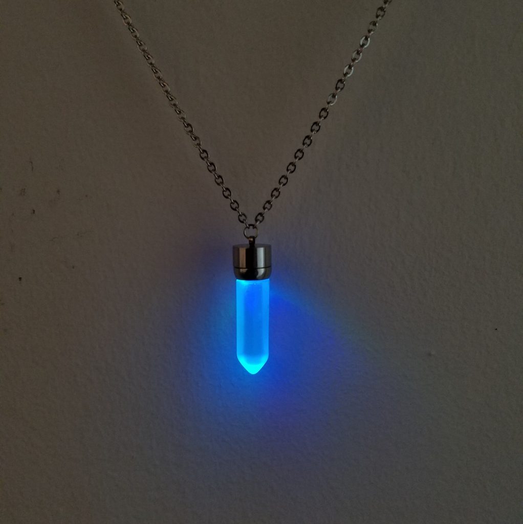 LED Light up Crystal Pendant Necklace Eternity LED Glow