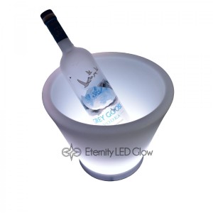 ice bucket white logo